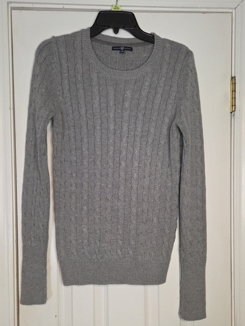 GAP Gray Cable Knit Angora Rabbit Hair Blend Crewneck Sweater